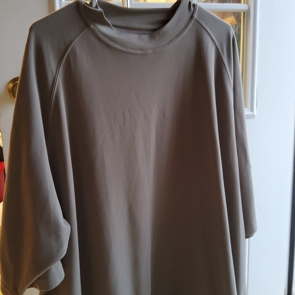 𝅺zorrel men's shirt XXXL good condition dri balance